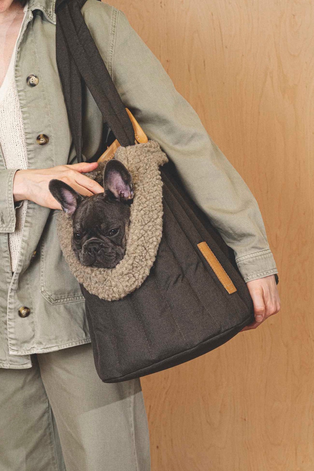Carrying Pony bag brown