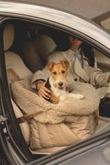 SET: Car seat for dogs beige + fur case