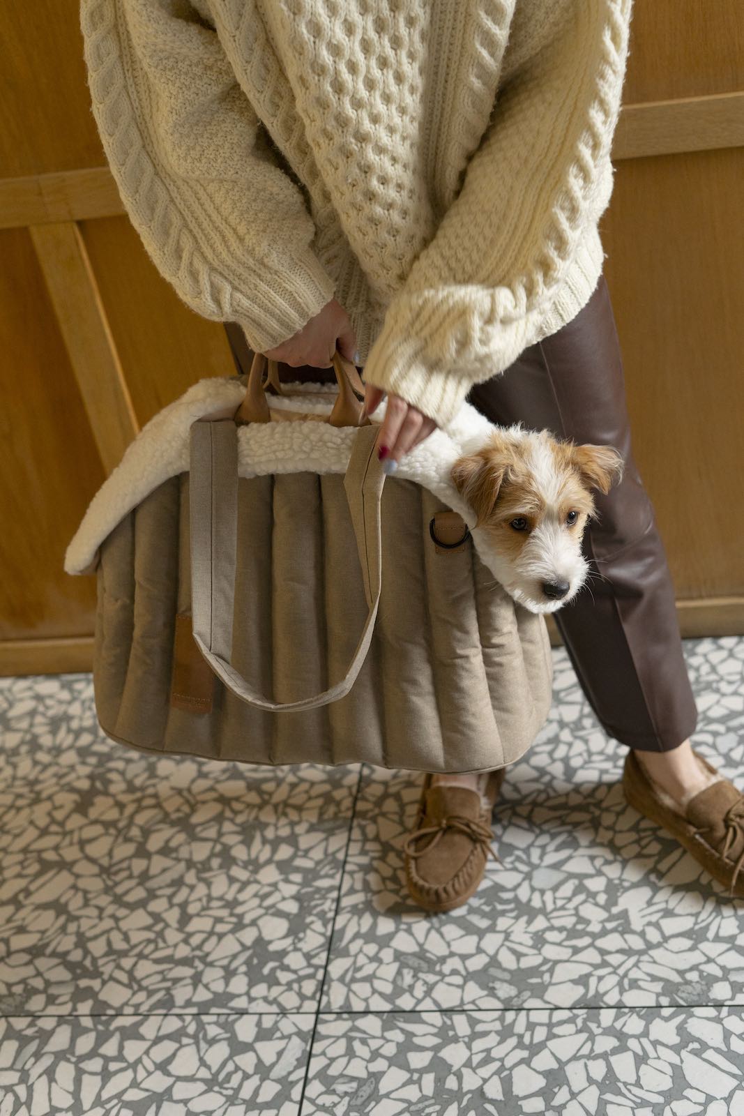 Carrying Pony Bag beige